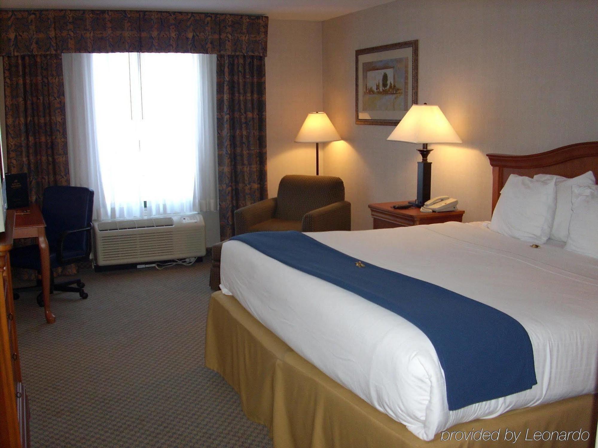 Holiday Inn Express Rochester-Victor By Ihg Екстериор снимка